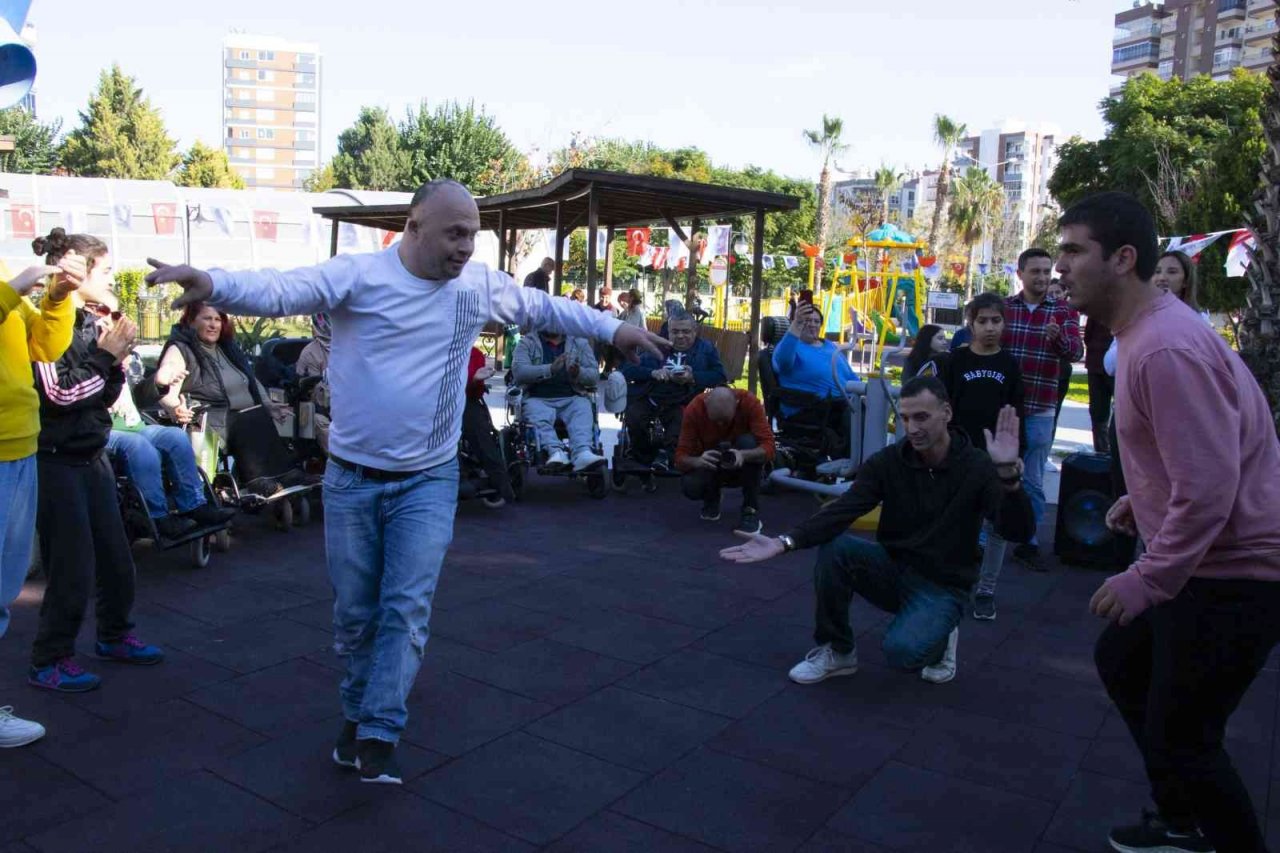 Engelsiz Yaşam Parkı özel misafirlerine ev sahipliği yaptı