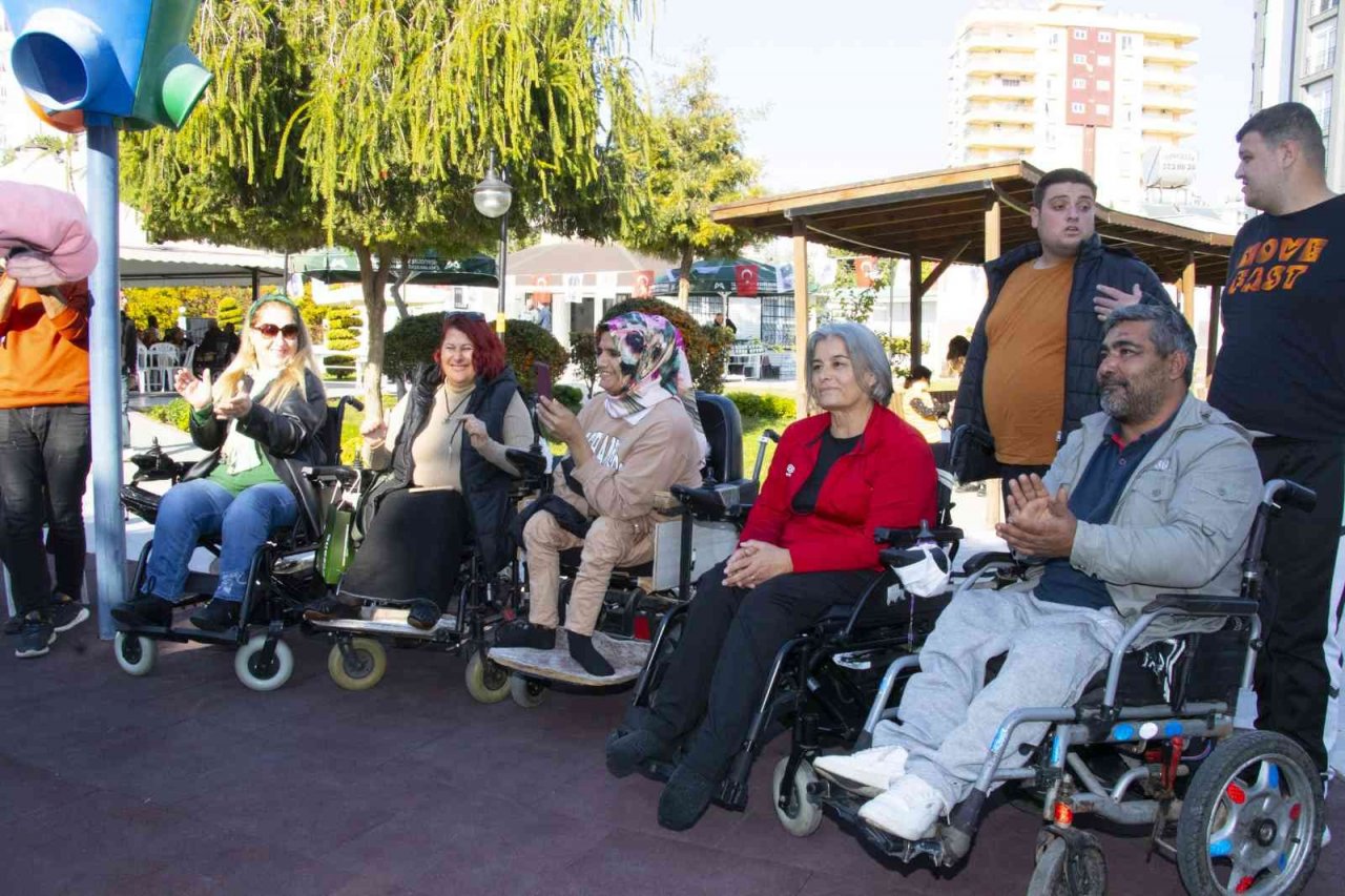 Engelsiz Yaşam Parkı özel misafirlerine ev sahipliği yaptı