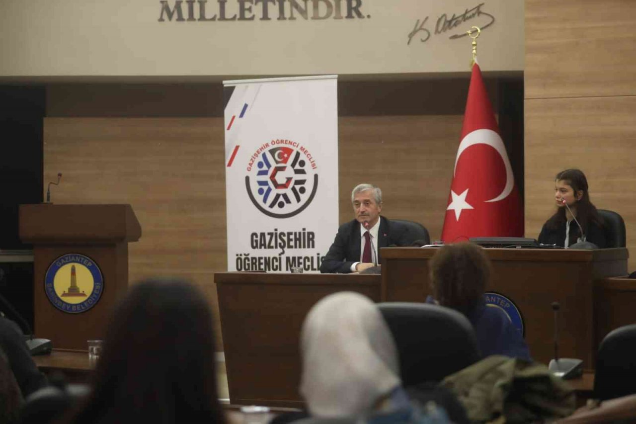 Öğrenci meclisi Şahinbey’de toplandı