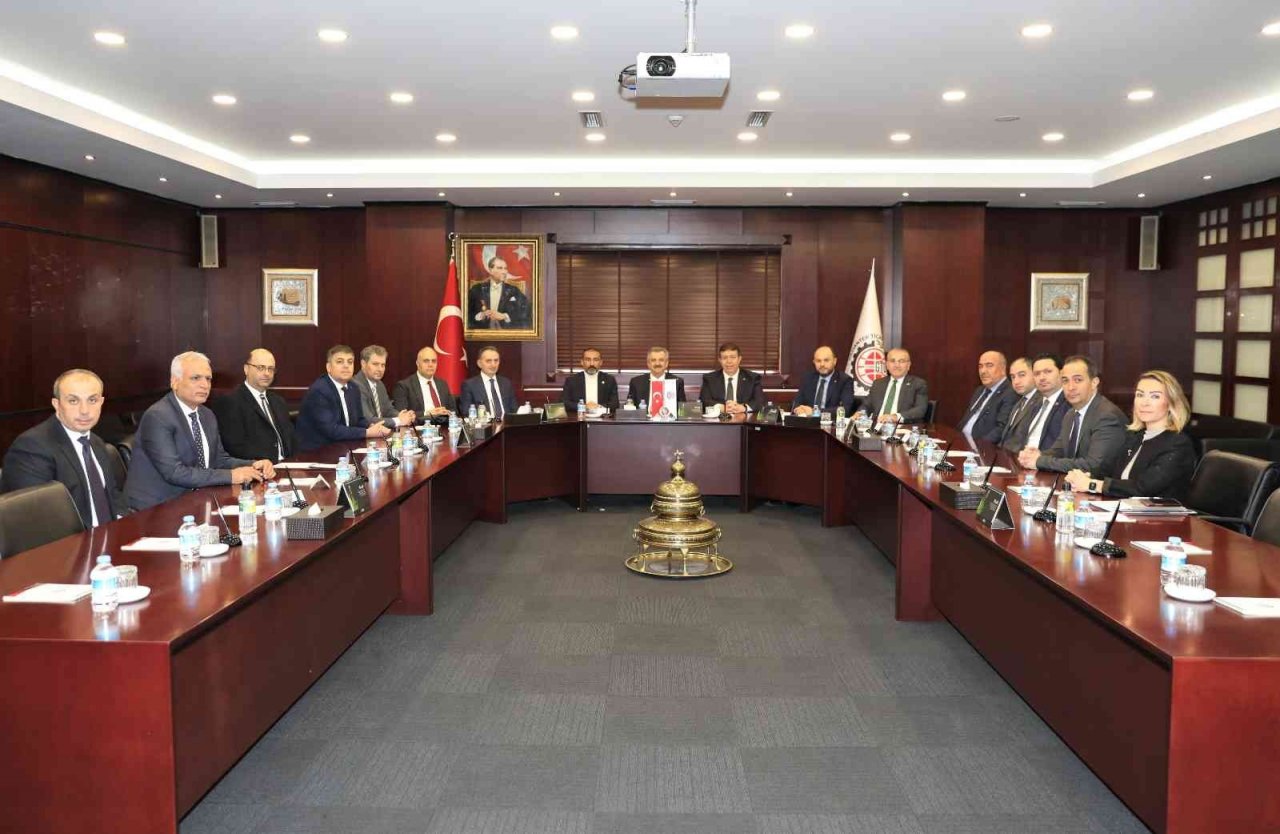 Büyükdede: "Gaziantepli sanayici büyük düşünüyor"