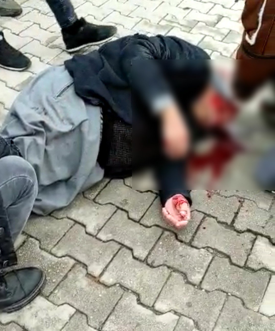 Yaşlı şahsa otomobil çarptı