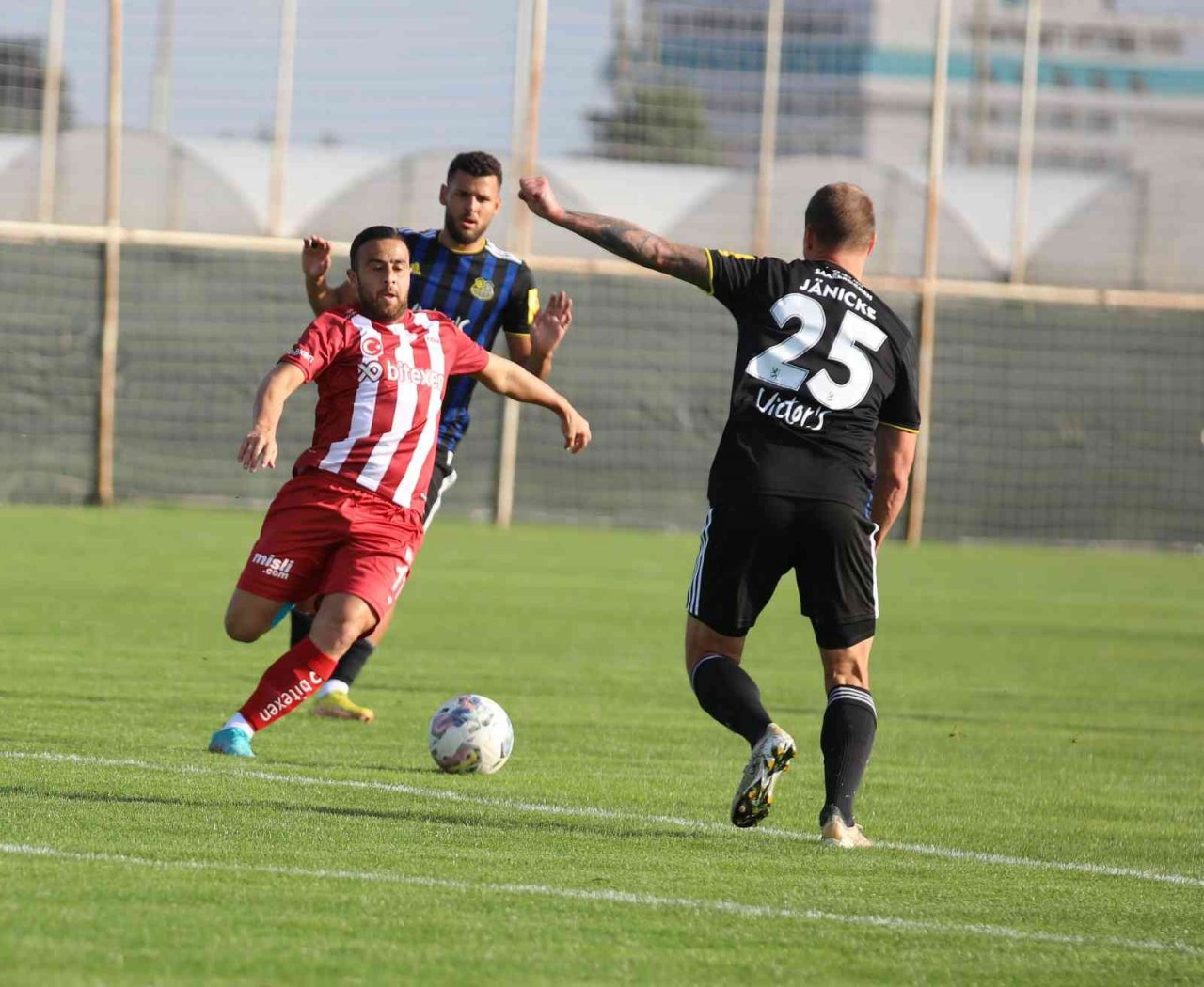 Sivasspor hazırlık maçında FC Saarbrücken’i yendi