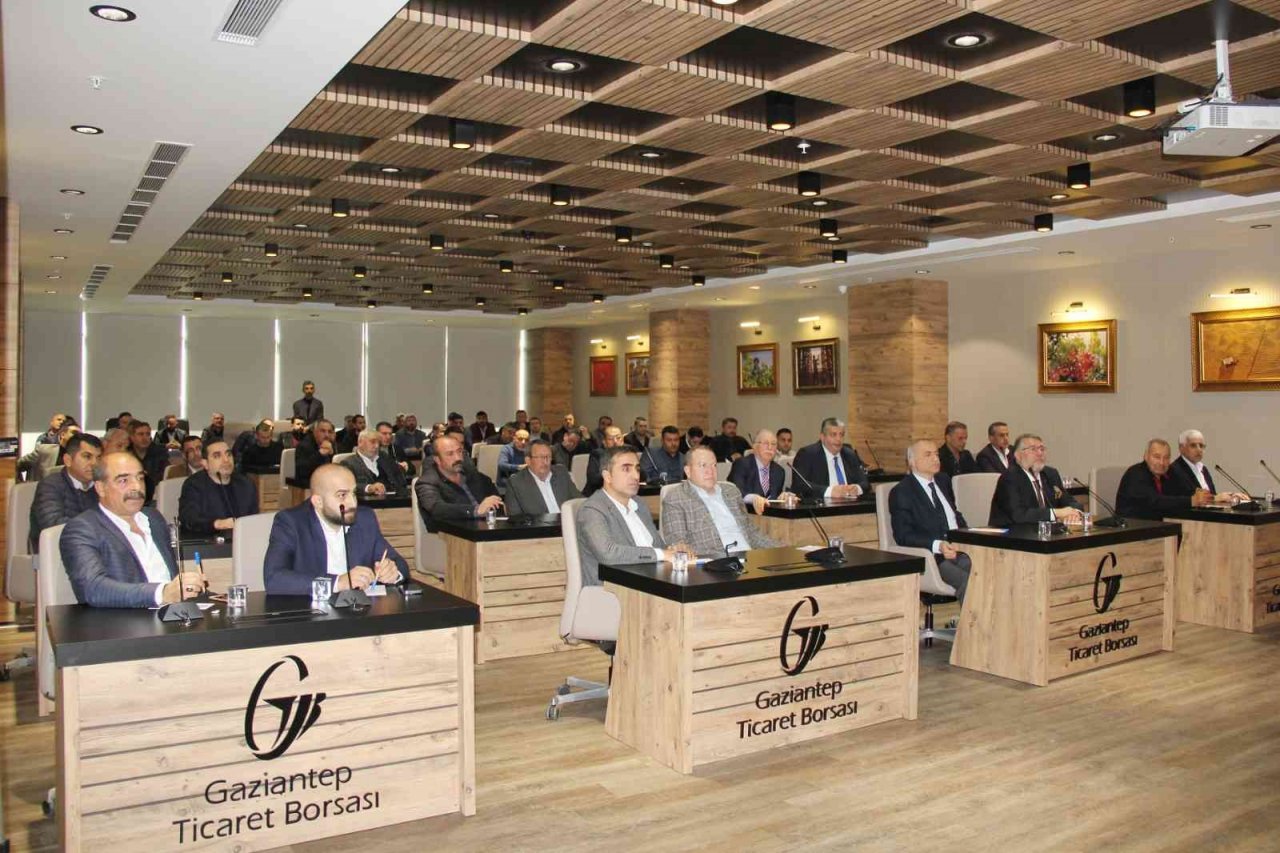 Antep fıstığı zirvesi