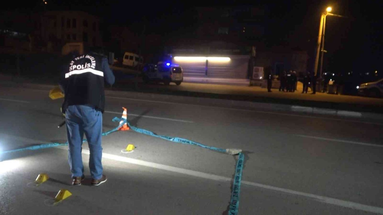 Gece kulübüne giden müşteri, tartıştığı 3 çalışanı tabancayla vurdu