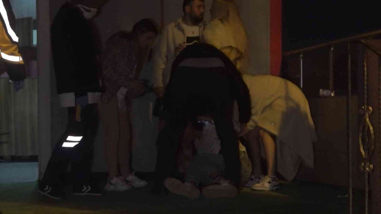 Gece kulübüne giden müşteri, tartıştığı 3 çalışanı tabancayla vurdu