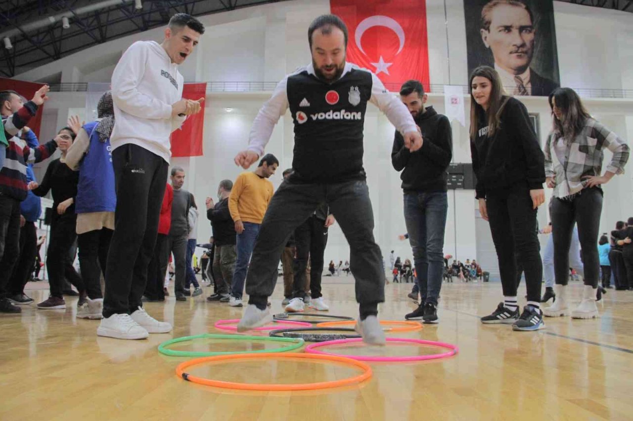 Elazığ’da onlarca özel birey, ’Engelliler Şenliği’nde buluştu