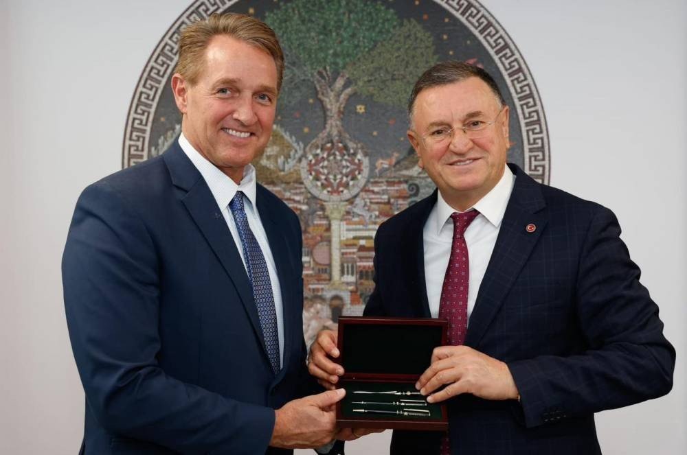 Başkan Savaş: "Hatay’ın menfaati için çalışıyoruz"