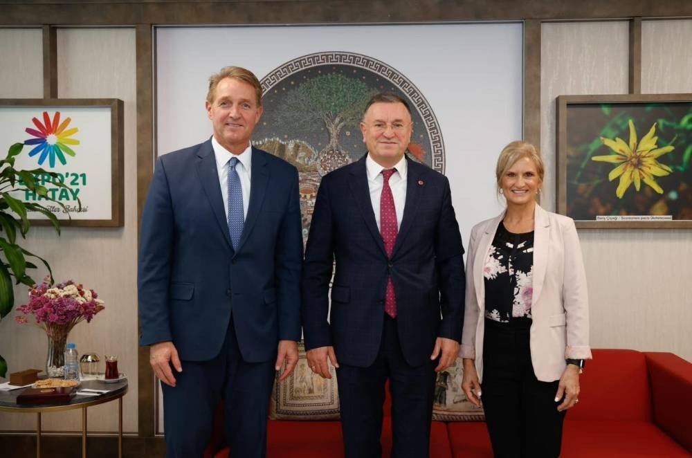 Başkan Savaş: "Hatay’ın menfaati için çalışıyoruz"