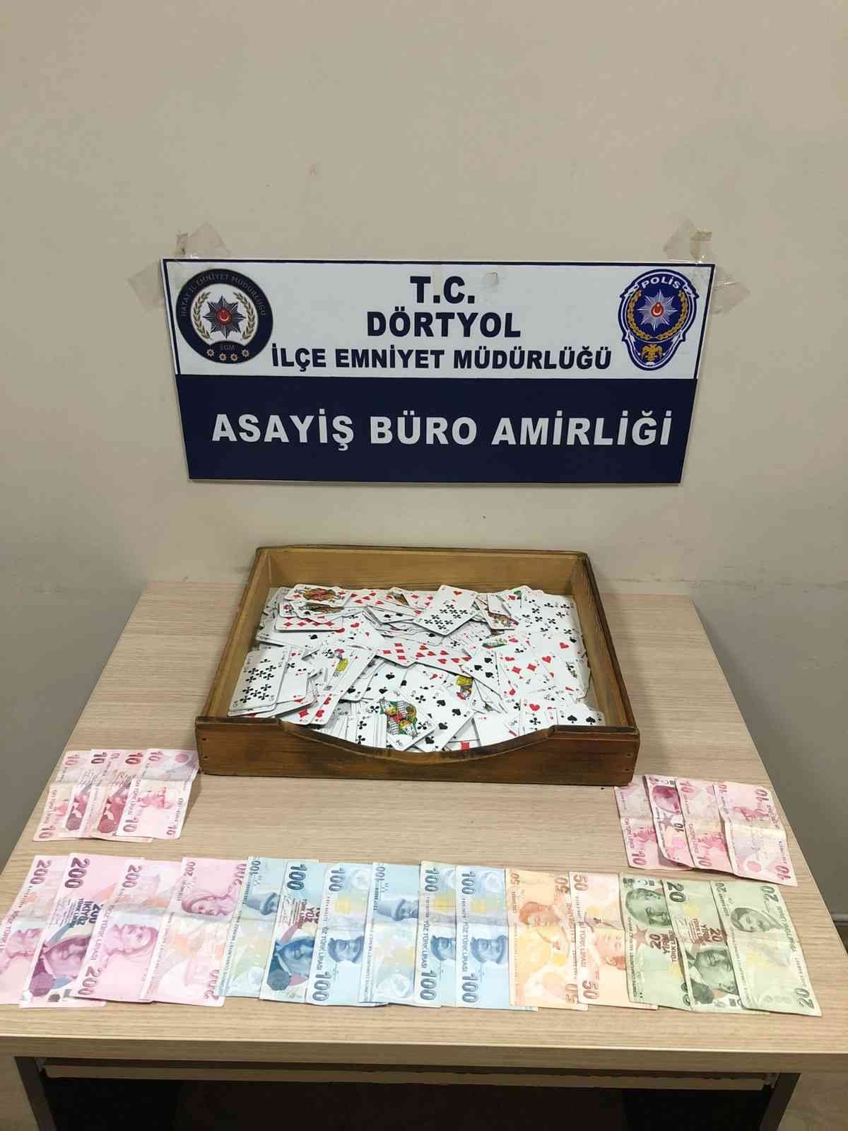 Hatay’da kumar oynayan 7 kişiye 12 bin 733 TL ceza