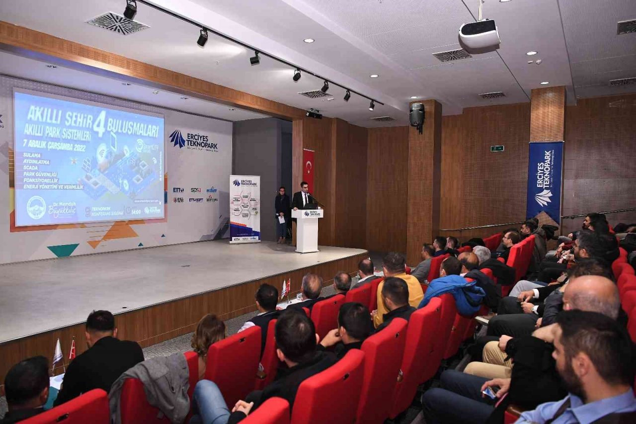 Akıllı Şehir Buluşmaları’nda "akıllı park sistemleri" konuşuldu