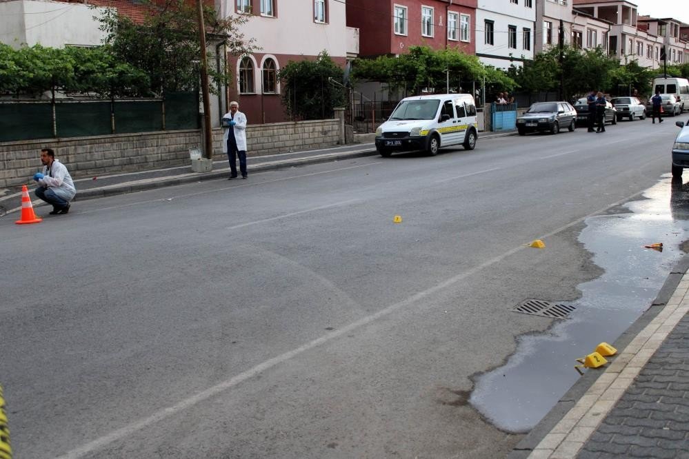 Boşandığı eşi ve arkadaşına sokak ortasında kurşun yağdıran şahıs: “Niyetim vurmak değildi”