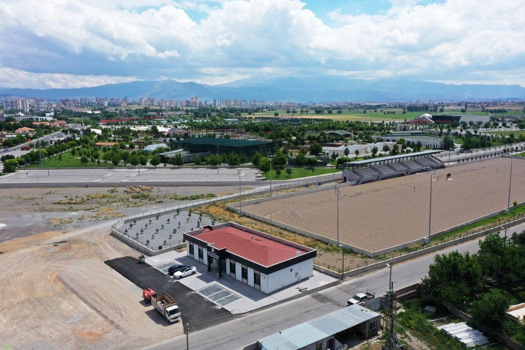 Başkan Çolakbayrakdar’dan Cırgalan Aile Sağlığı Merkezi açılışına davet