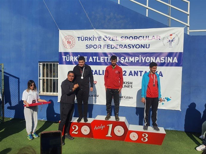 Özel sporcuların Türkiye şampiyonası başarısı