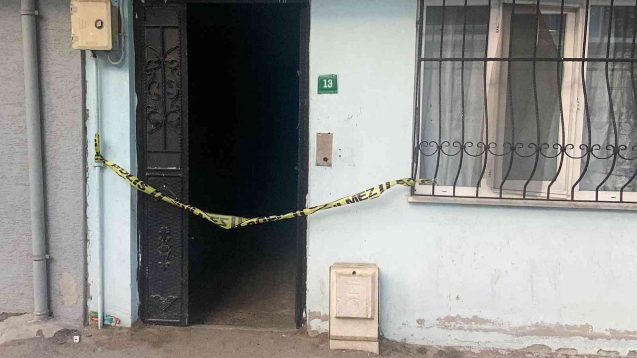 Bursa’da komşusunun kurşun yağdırdığı genç ağır yaralandı