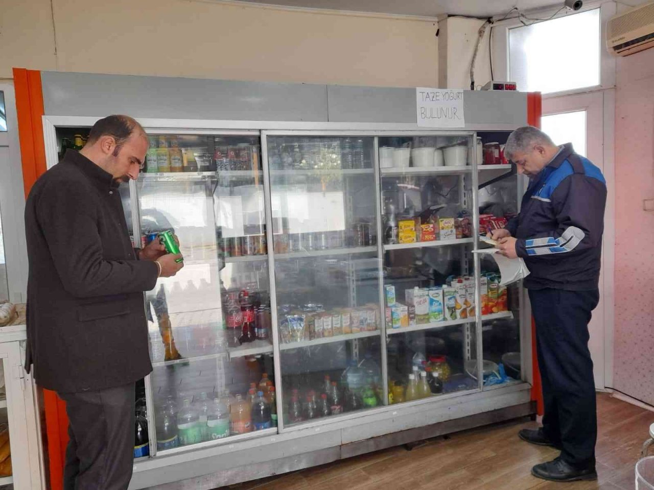 Samandağ’da zabıta ekipleri gıda denetimlerini sürdürüyor