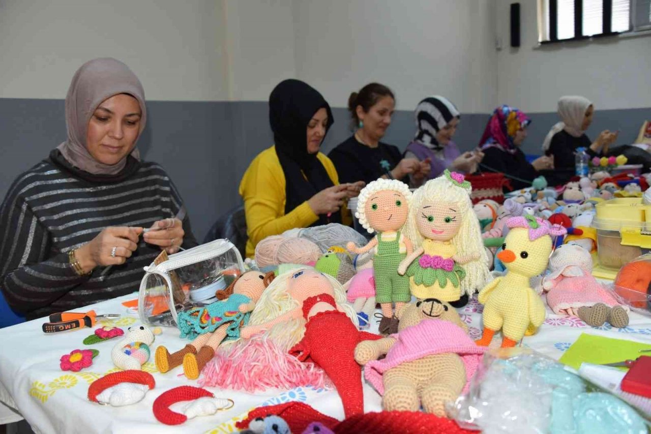 Kursiyerler ürettikleri ürünleri ihraç ediyor