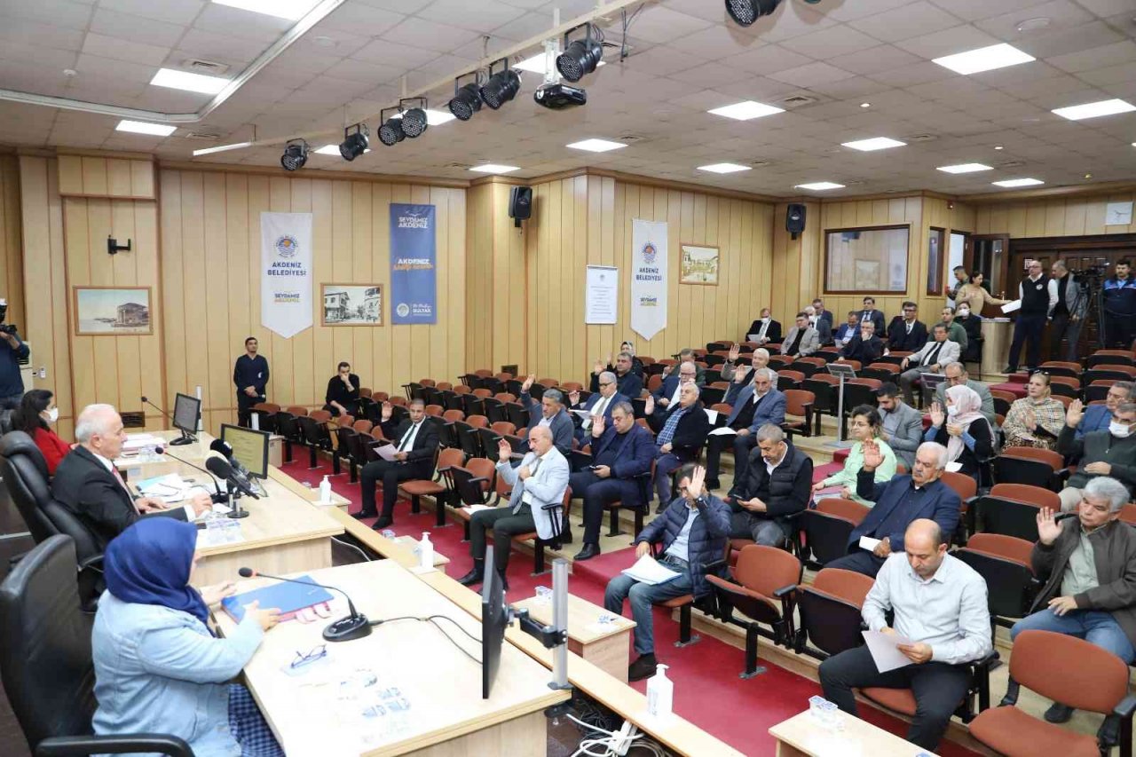 Gültak: "Çok önemli tesisleri belediyemize kazandırdık"