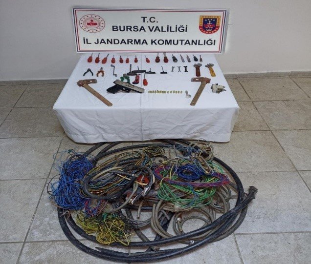 Bursa’da jandarmanın nefesi hırsızların ensesinde