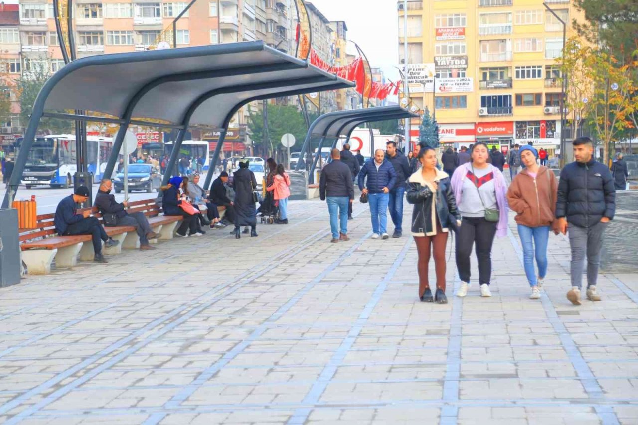 Cumhuriyet Meydanı’na vatandaşlardan tam not