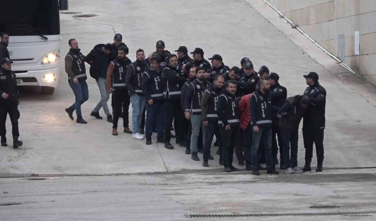 Elazığ’da ’Silindir’ operasyonu: 22 şüpheli adliyeye sevk edildi