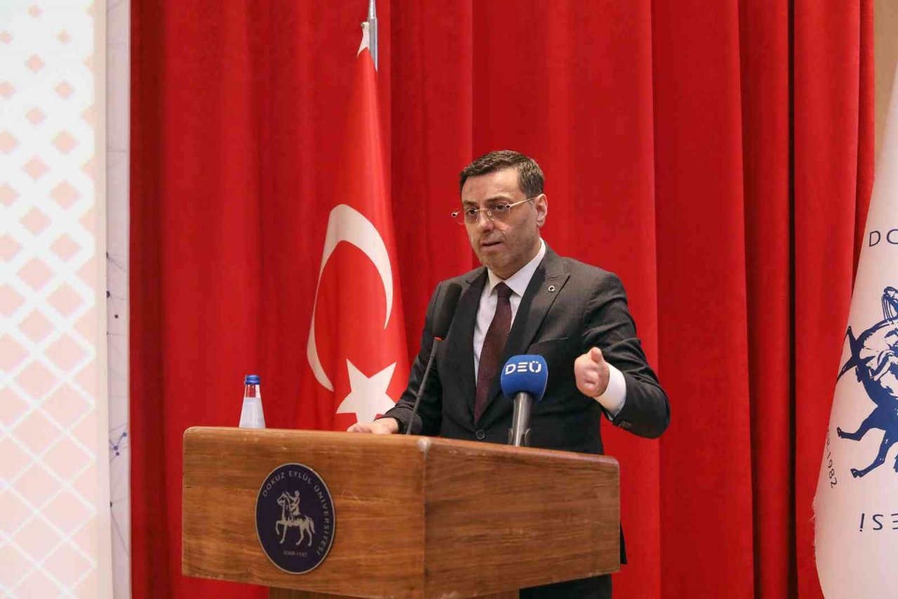 DEÜ’de engelleri aşan buluşma