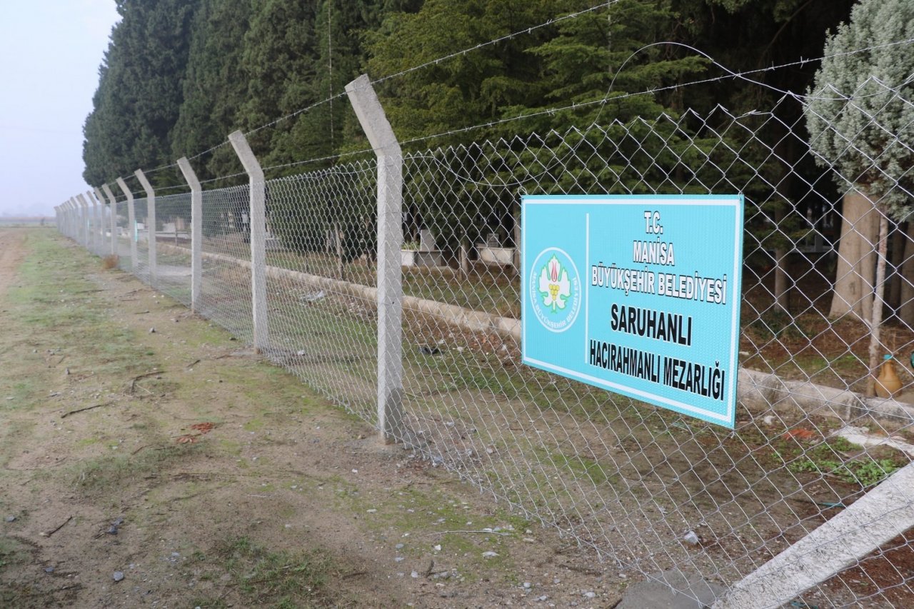 Saruhanlı’nın muhtarlarından Başkan Ergün’e hizmet teşekkürü