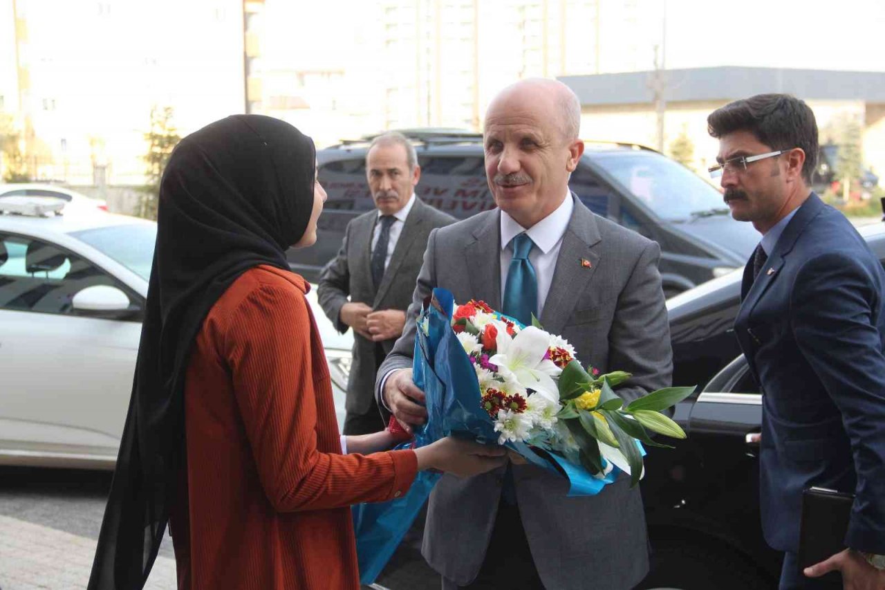 50/D statüsündeki araştırma görevlileri için çalışma başlatıldı