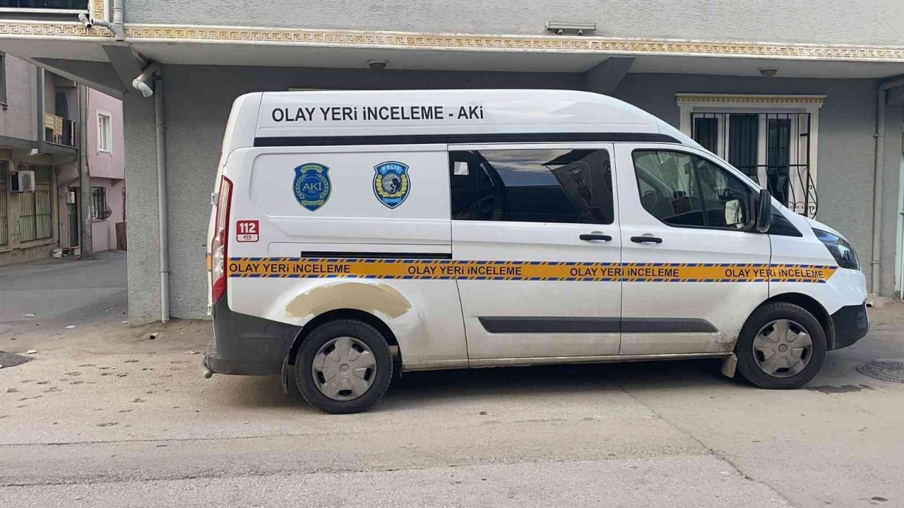 Çocukların sesine kızdı, komşusuna kurşun yağdırdı...