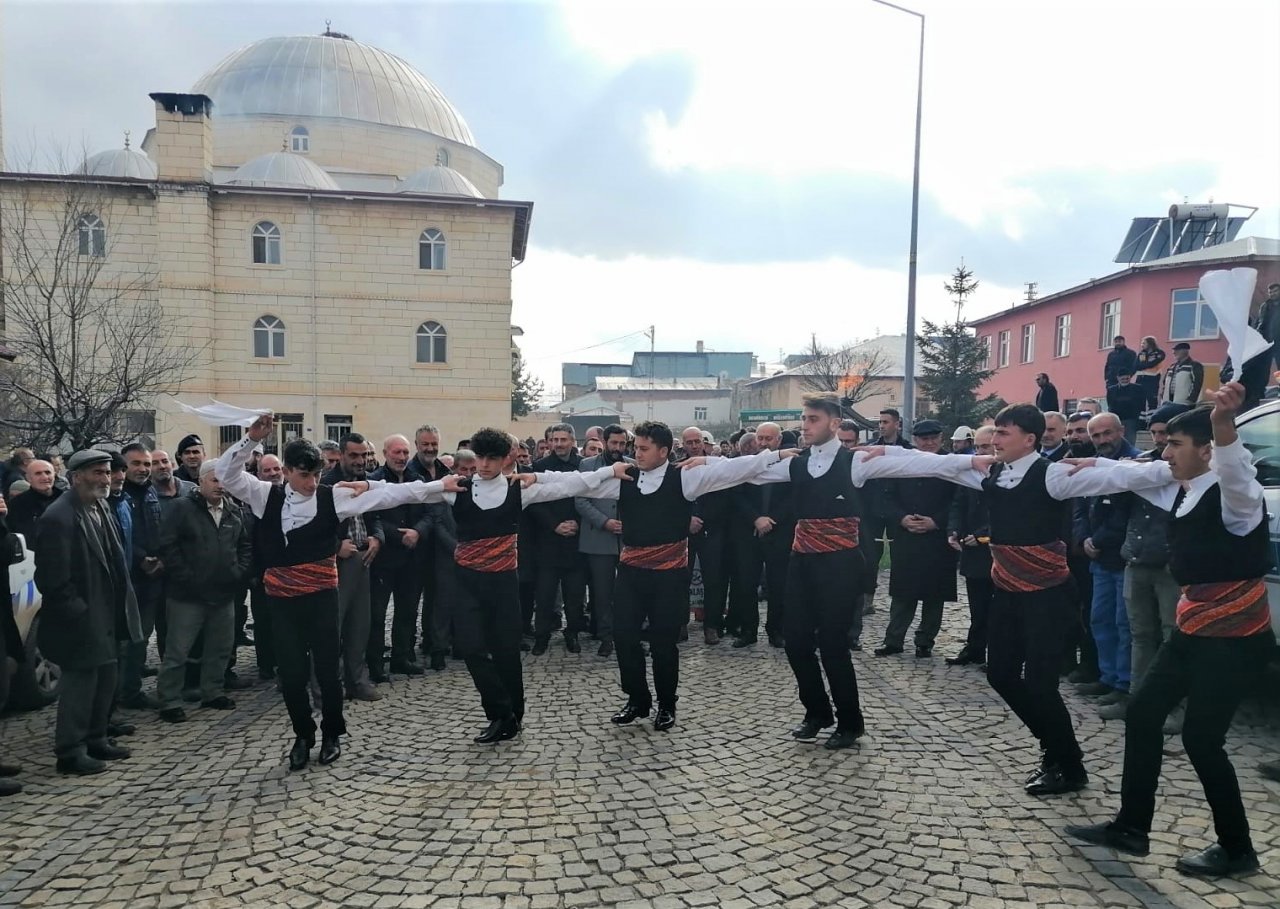 Demirözü’nde hatta ilk doğalgaz akışı için tören düzenlendi