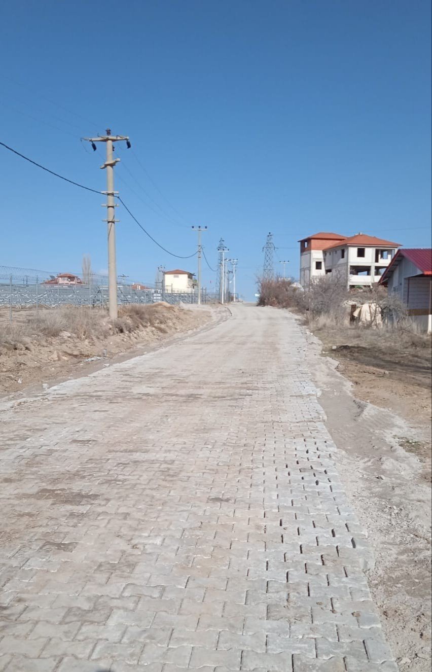 Çameli’nde kilit parke çalışmaları sürüyor