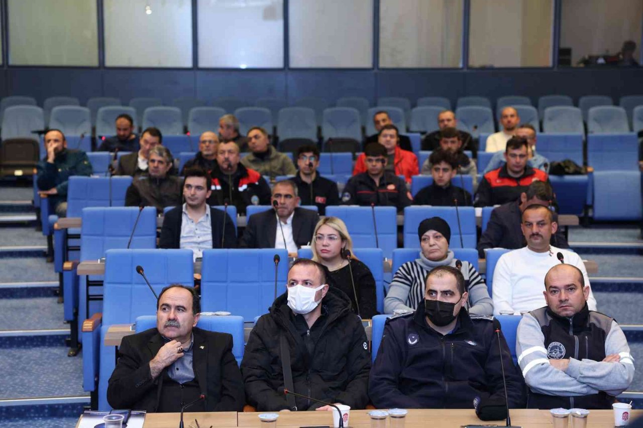 Büyükşehir İtfaiyesi’nden personele hizmet içi eğitim