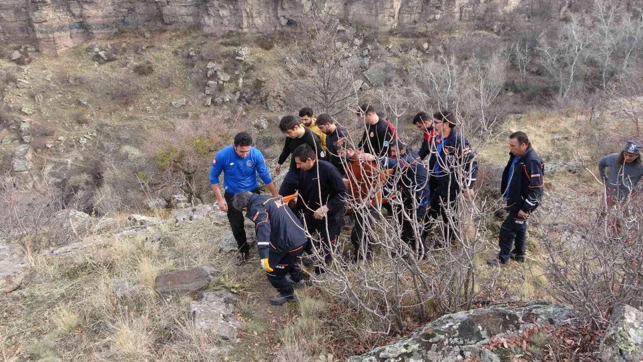 Kamp ateşi kötü söndü