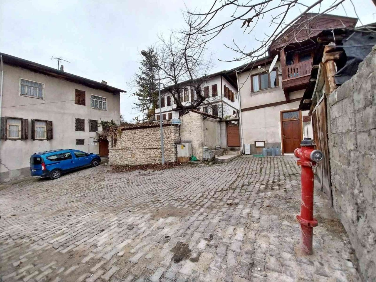 Yangın hidrantları ile dolapların kontrolleri yapıldı