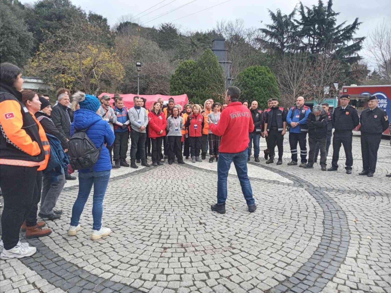 İstanbul’da afet gönüllülerine eğitim verildi