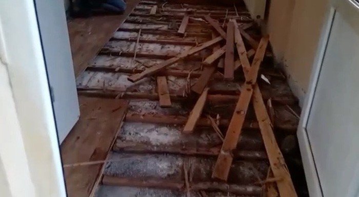 Antalya’da kiracıdan “Ev sahibi çıkmamız için tadilat başlattı” iddiası