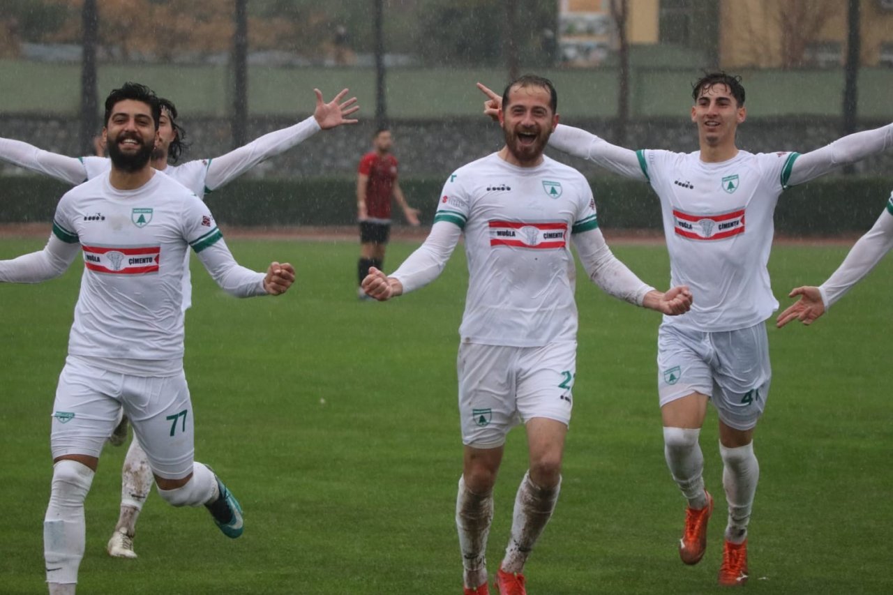Ermaş Muğlaspor Sarayköyspor’u 5-1’le geçti