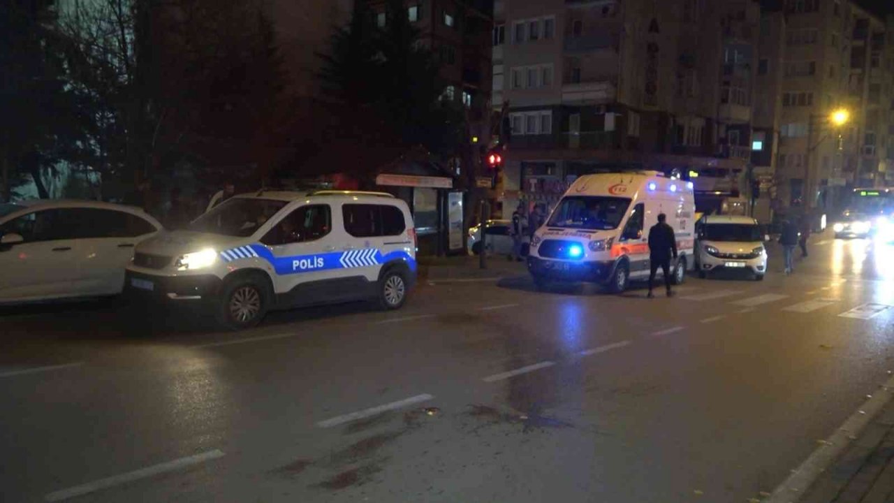 Tartıştığı arkadaşını 3 yerinden bıçakladı