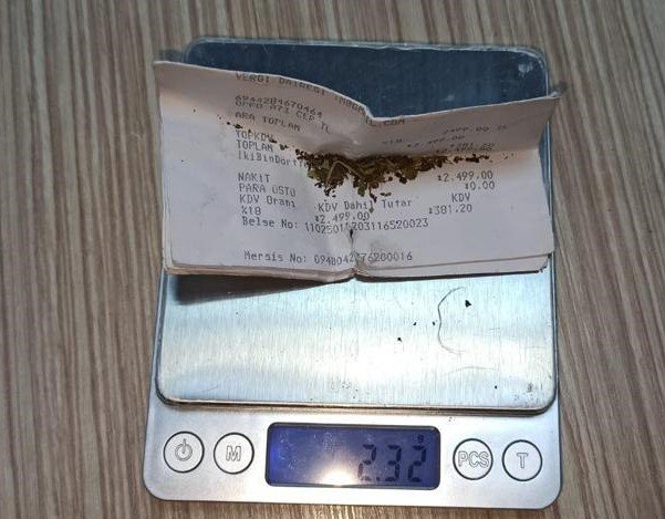 Güven Timlerinden Uyuşturucu Tacirlerine Darbe