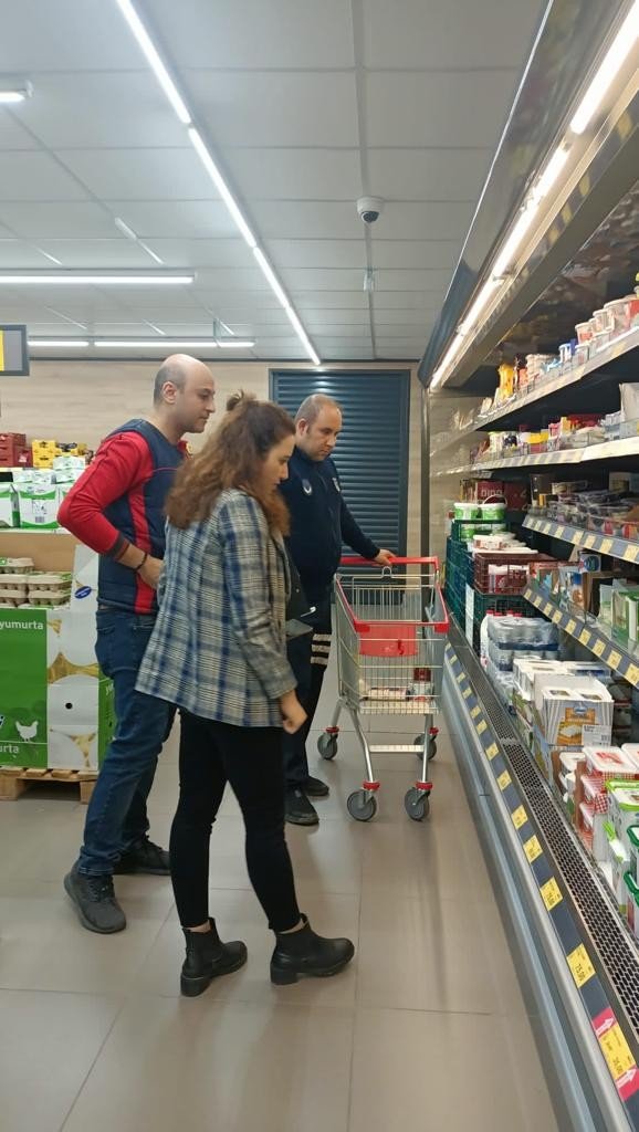 Zabıtadan zincir marketlerde denetim
