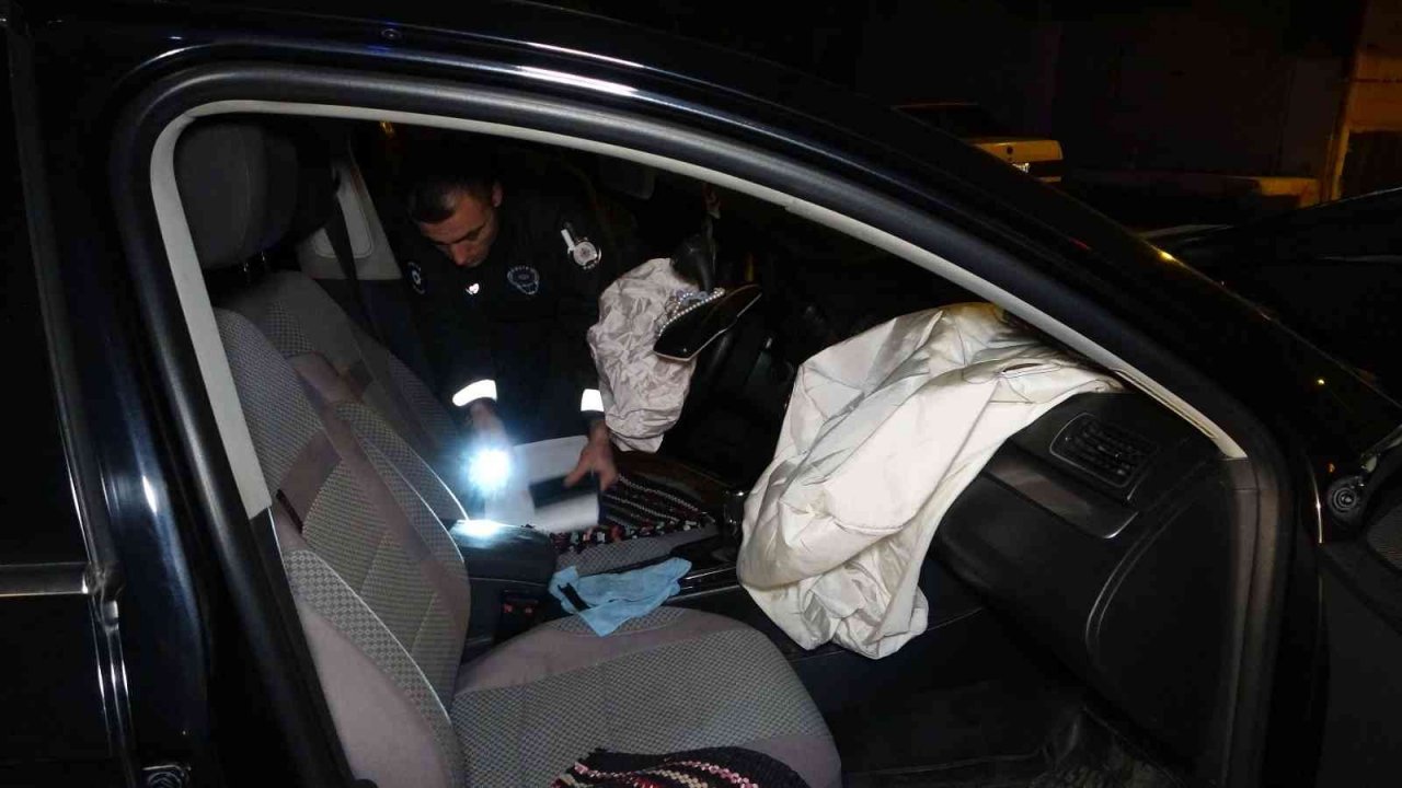 Malatya’da işçi servisi ile otomobil çarpıştı: 12 yaralı