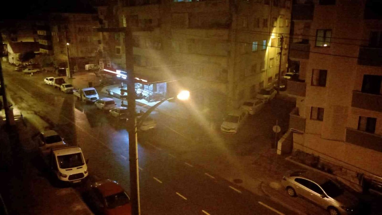 Muğla 3.9 büyüklüğünde deprem