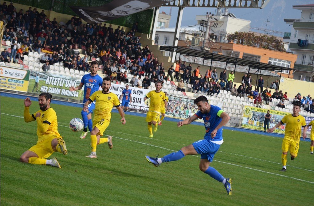 TFF 2. Lig: İskenderunspor: 1 - Bucaspor 1928: 2