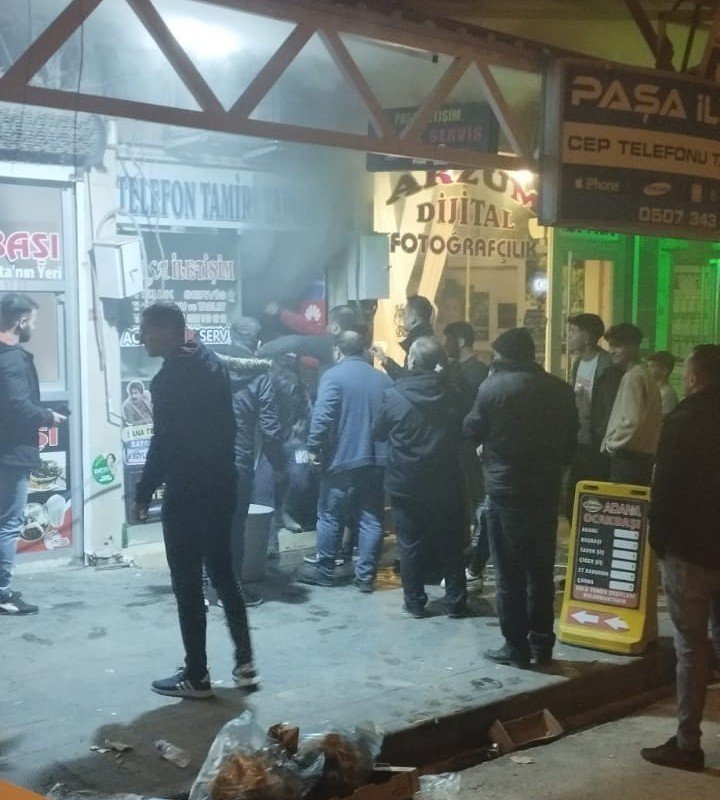 İş yerinde çıkan yangın korkuttu