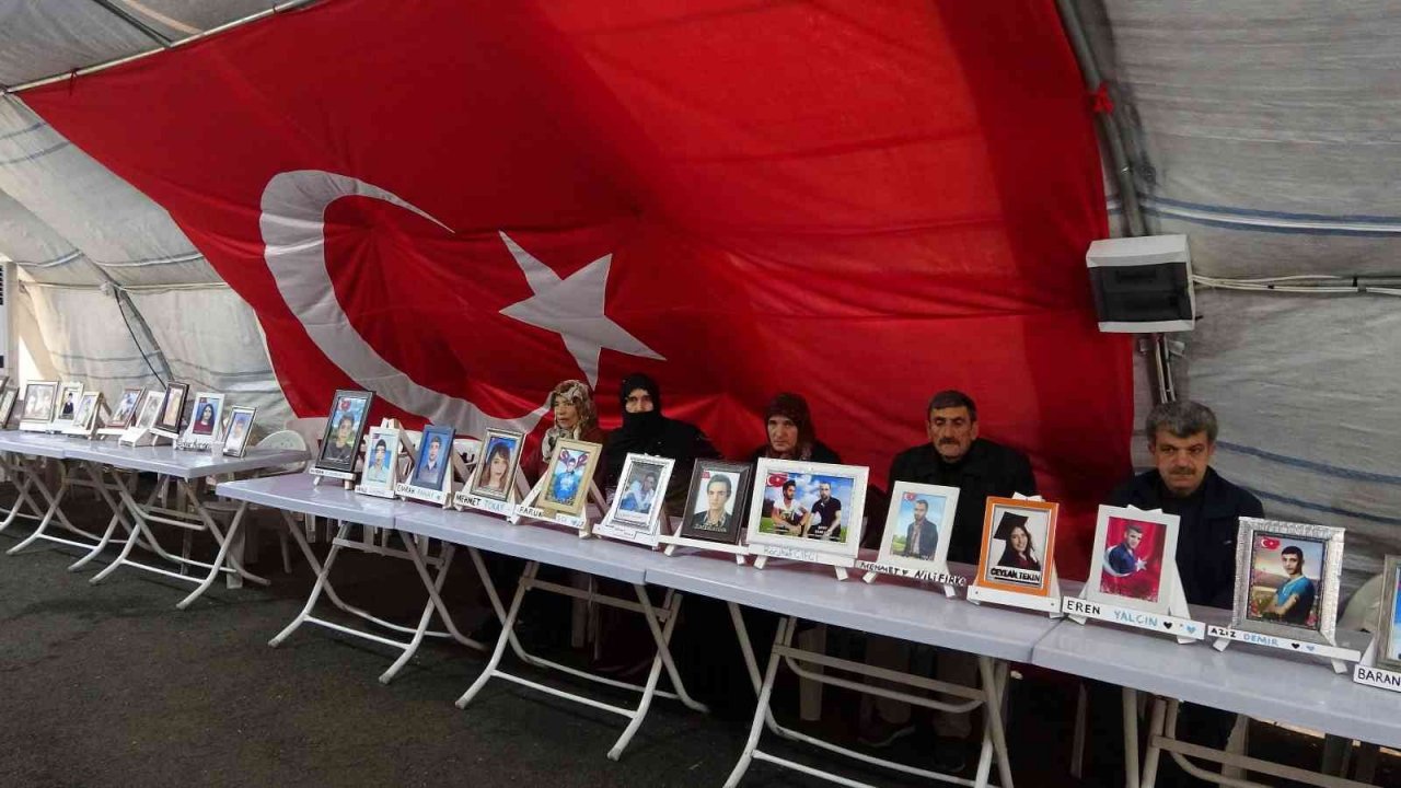 Evlat nöbetindeki babadan dağdaki çocuklara çağrı