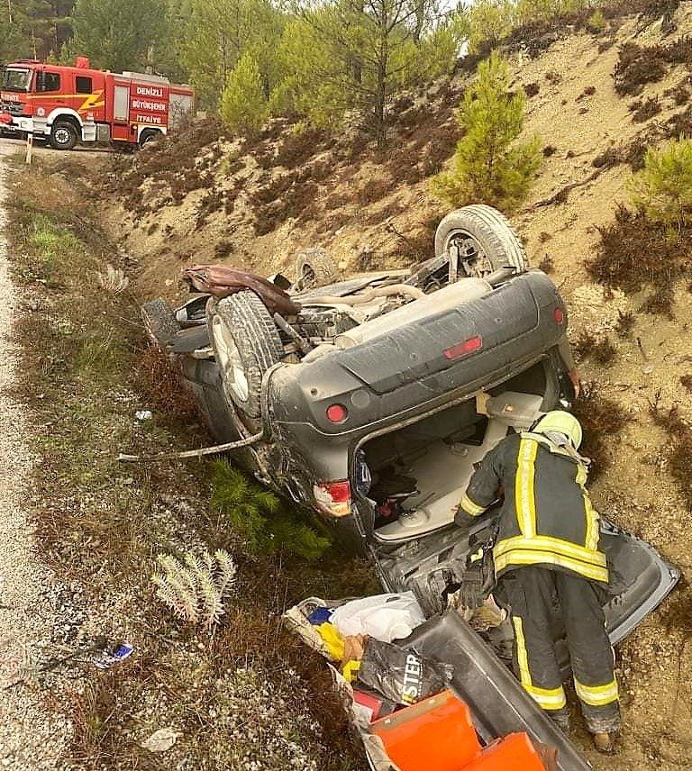 Kontrolden çıkan araç şarampolde yuvarlandı: 1 yaralı