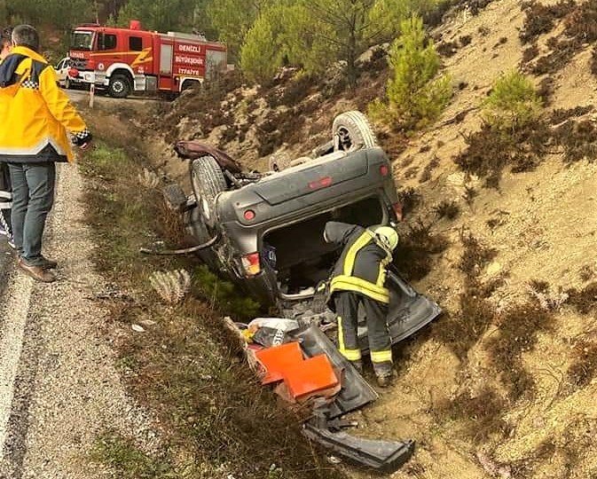 Kontrolden çıkan araç şarampolde yuvarlandı: 1 yaralı