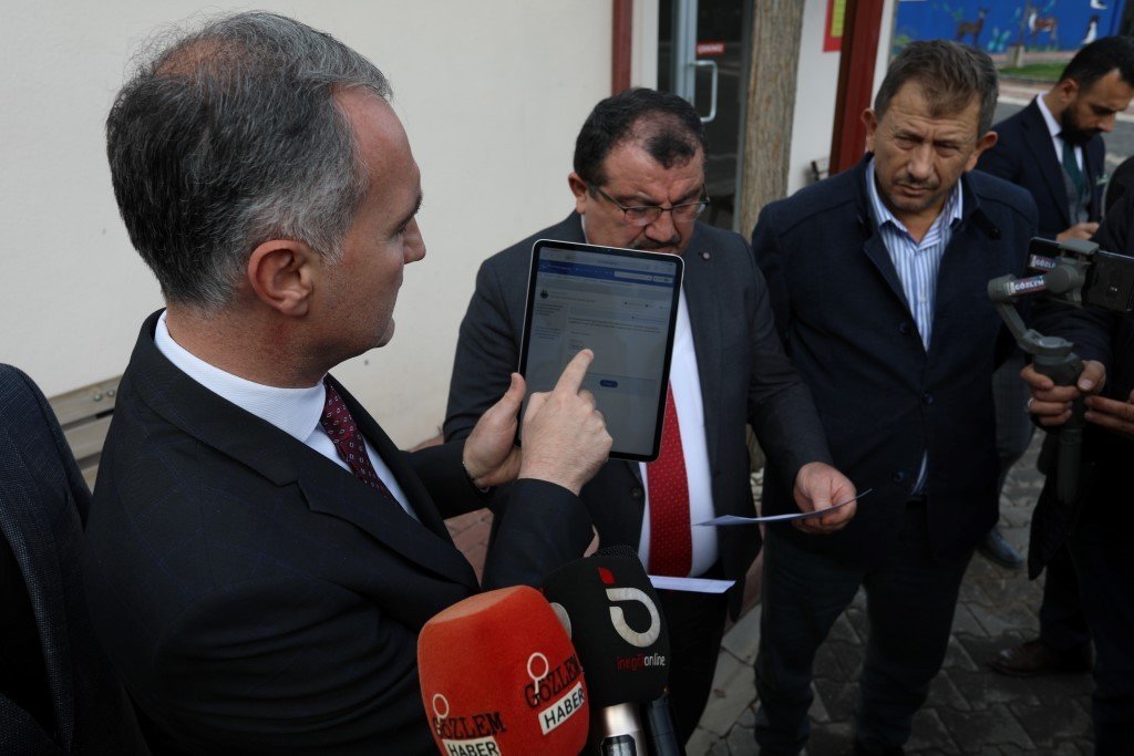 İnegöl’de E-Devlet üzerinden hayvan sahiplenme işlemi başladı