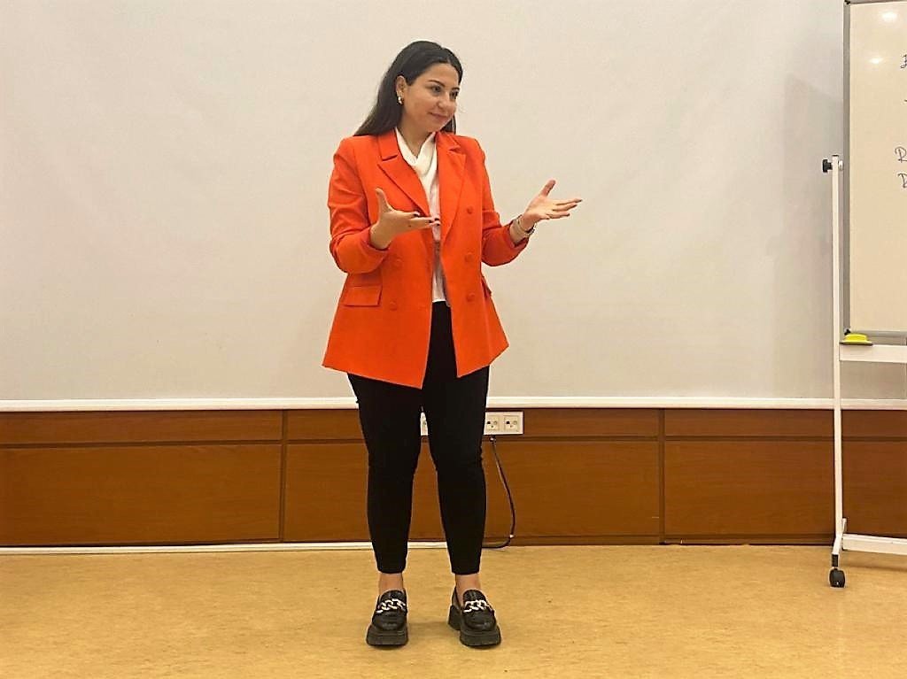 Denizlili iletişimci Şit, üniversite öğrencileri ile bir araya geldi