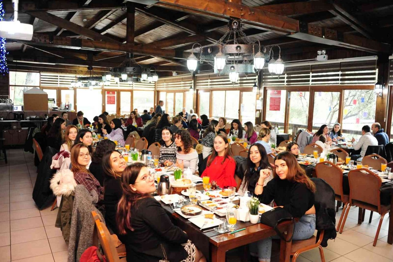 Beyaz Baretli Kadınlar Projesi 4. yılına girdi