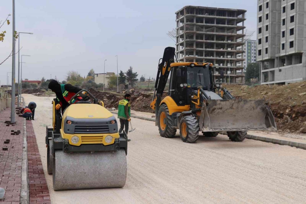 Karaköprü’de üstyapı çalışmaları hız kesmiyor